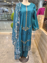Luxury Embroidered 3 Piece Lawn Suit