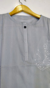 Elegant Embroidered Lawn Kurta