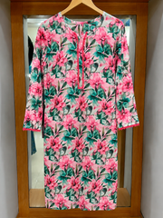 Soft Floral Summer Wear 🌸