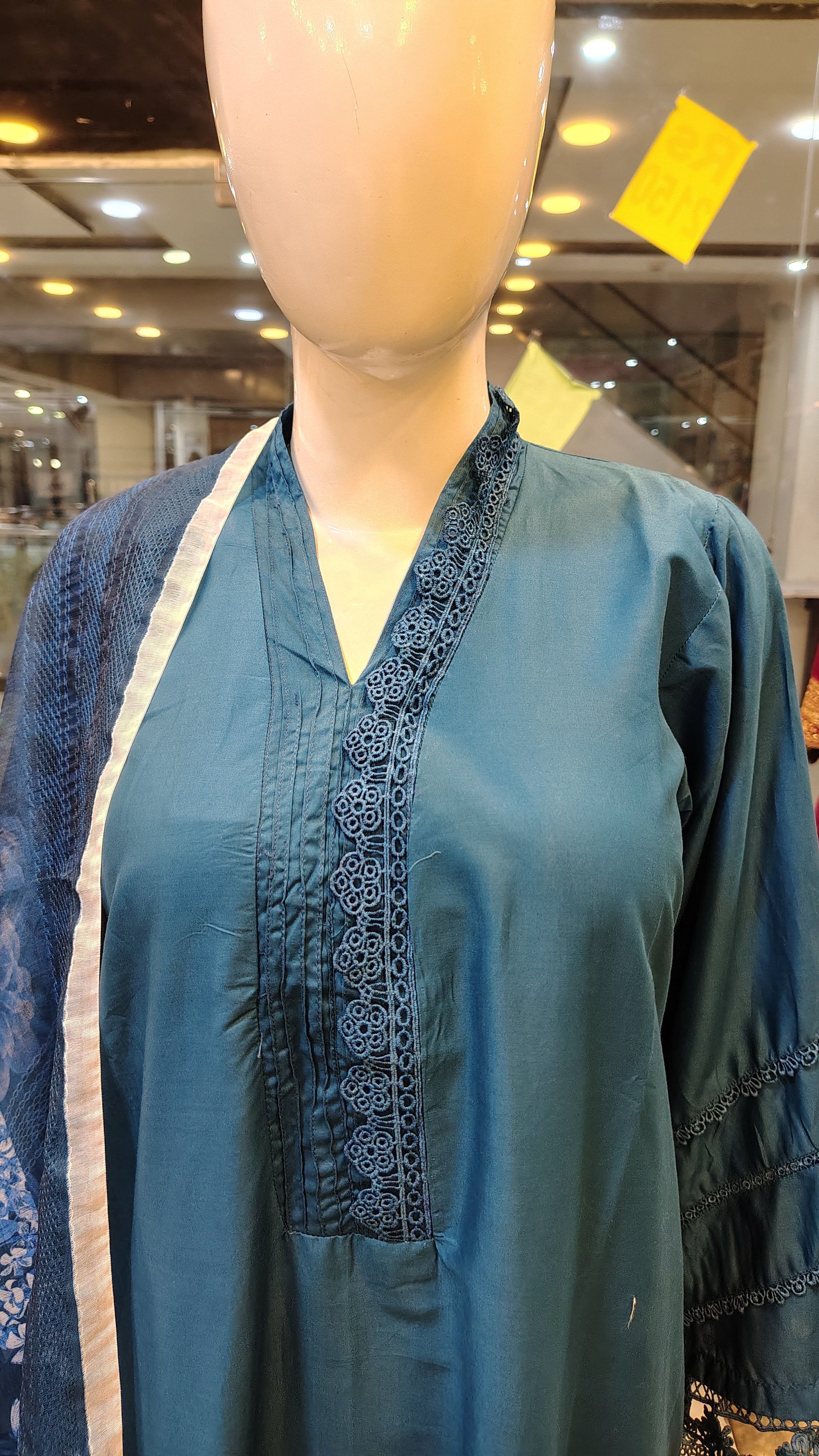 Elegant Blue 3 Piece Lawn Suit