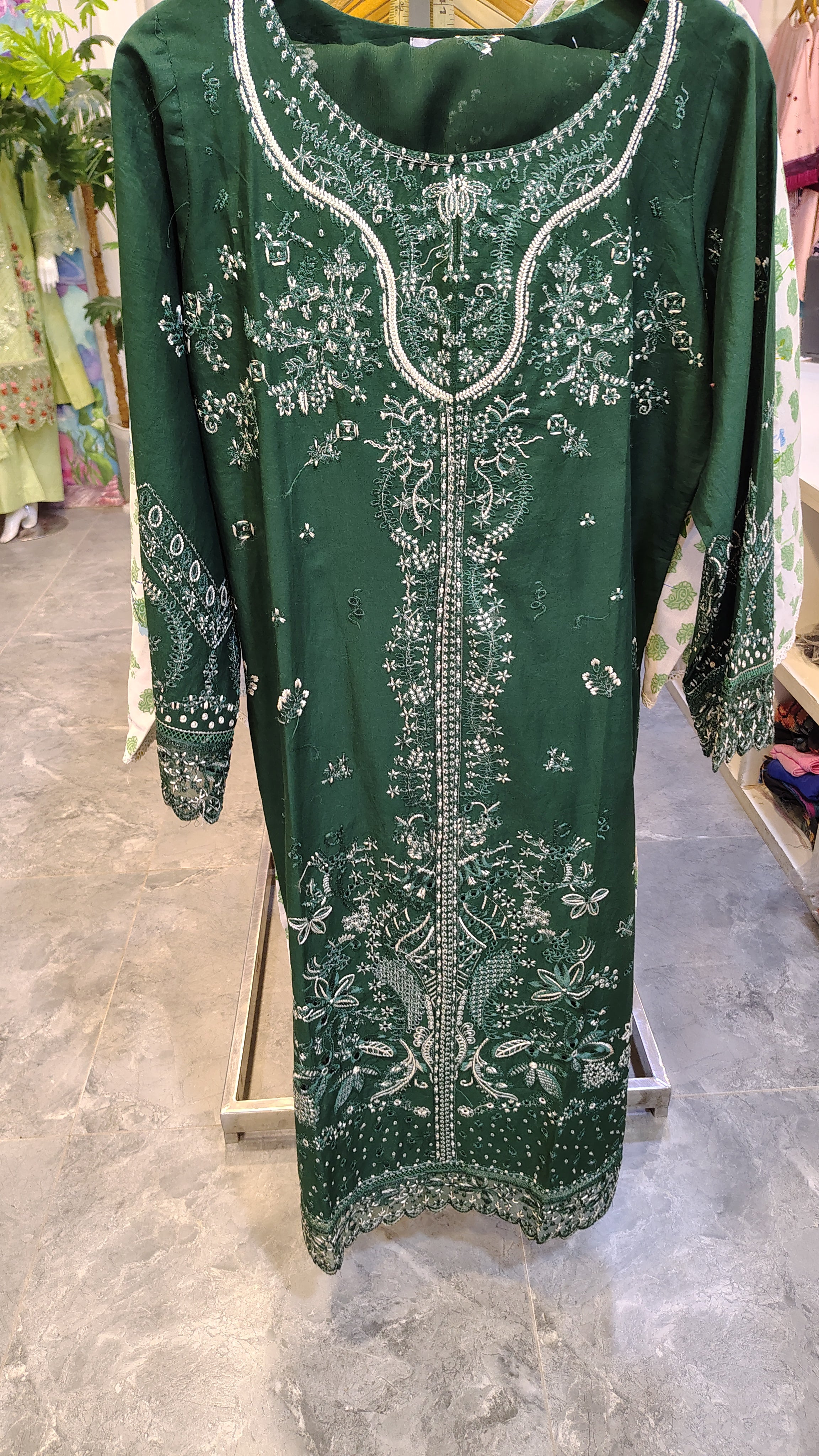 Elegant Dark Green Embroidered Lawn 3 Piece Suit