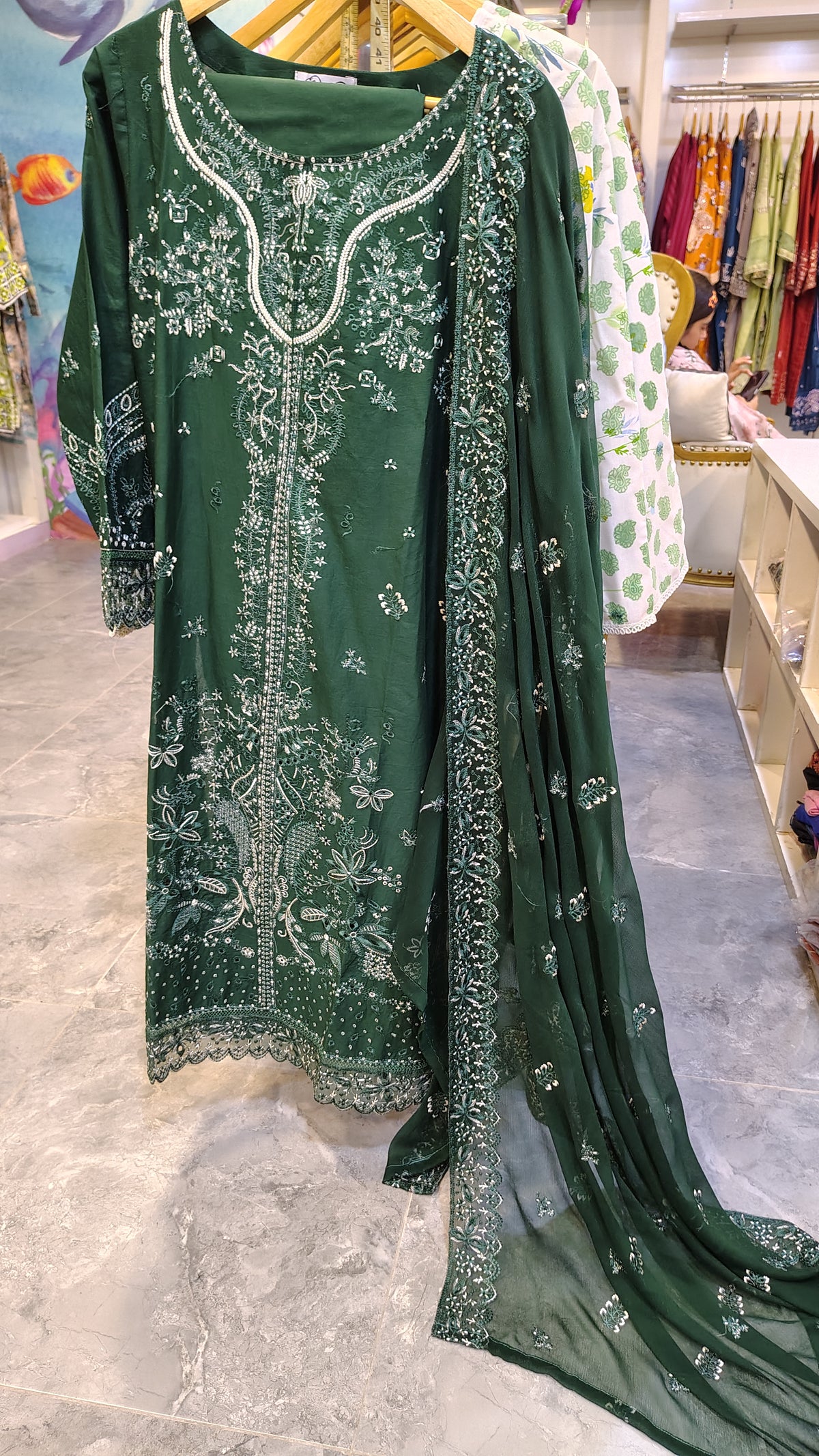 Elegant Dark Green Embroidered Lawn 3 Piece Suit