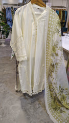Elegant White Lace Work Lawn 3 Piece Suit