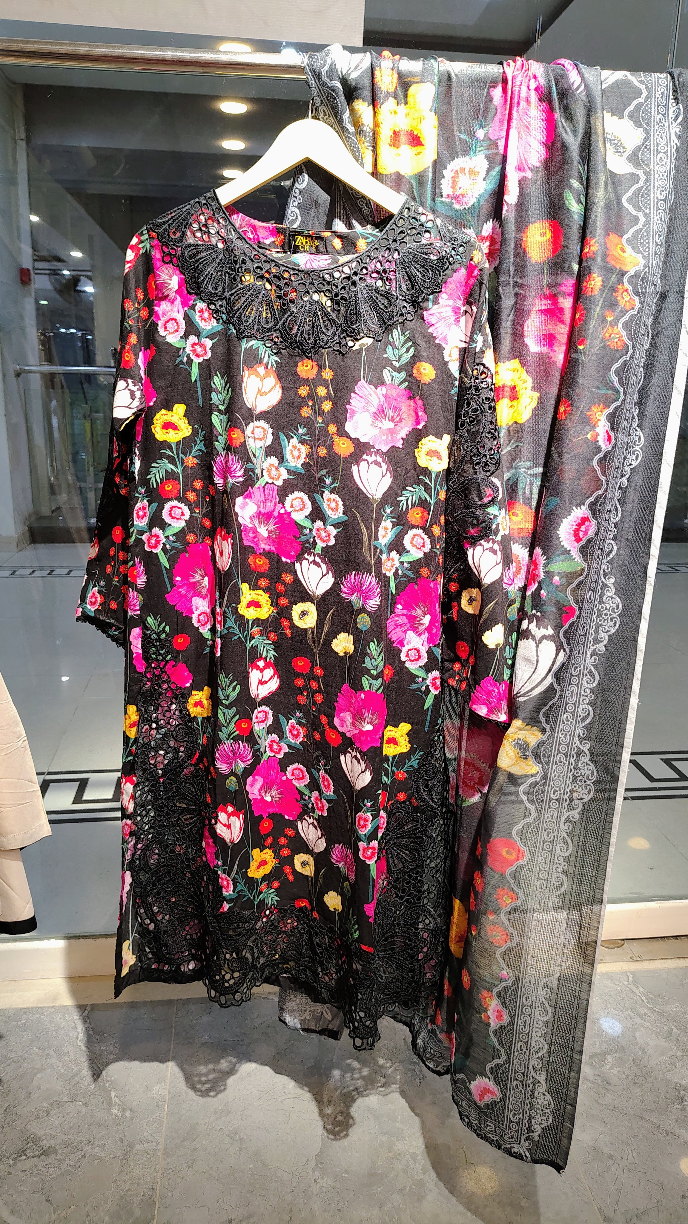 Elegant Black Embroidered Lawn 3 Piece Suit