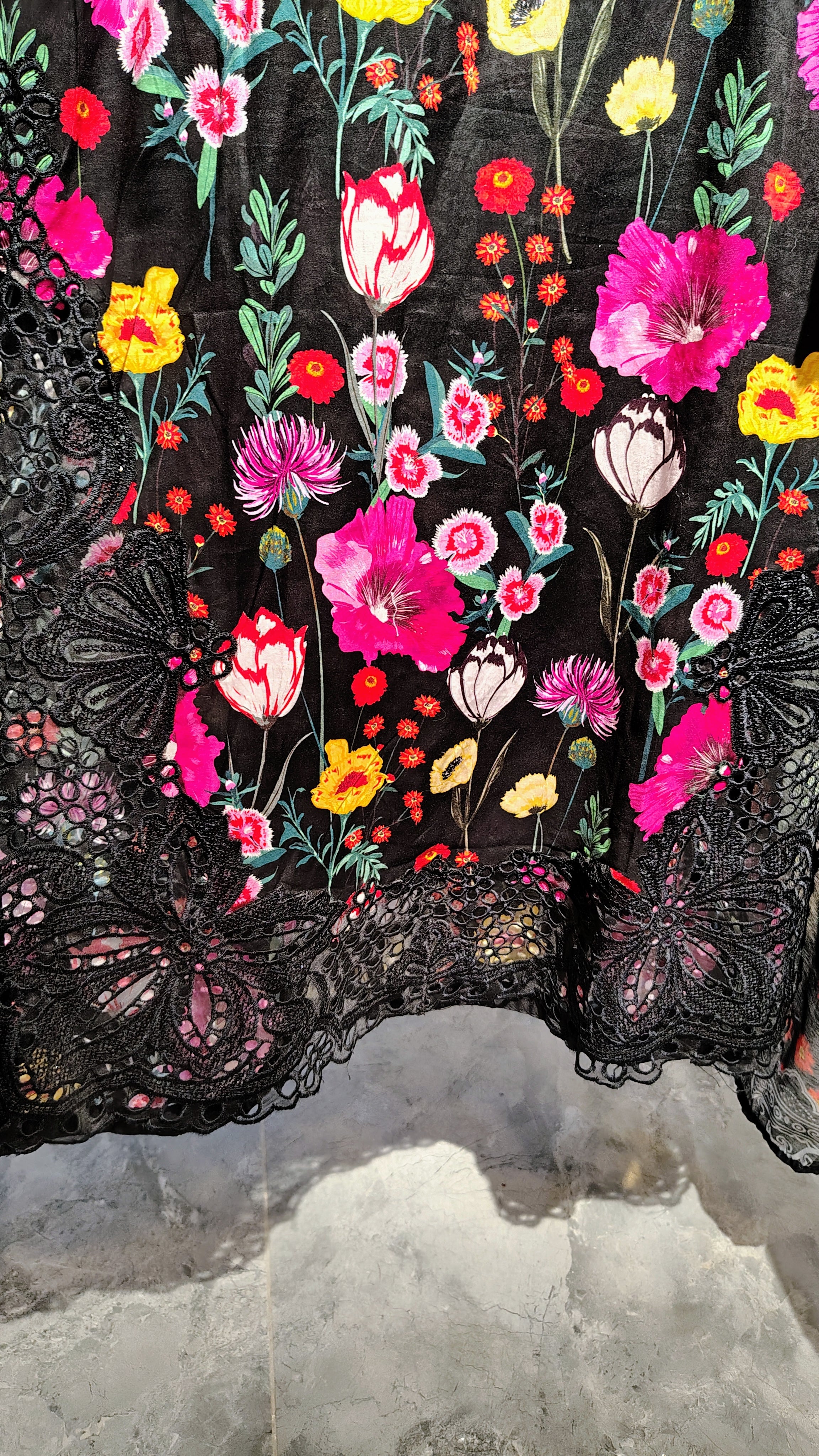 Elegant Black Embroidered Lawn 3 Piece Suit
