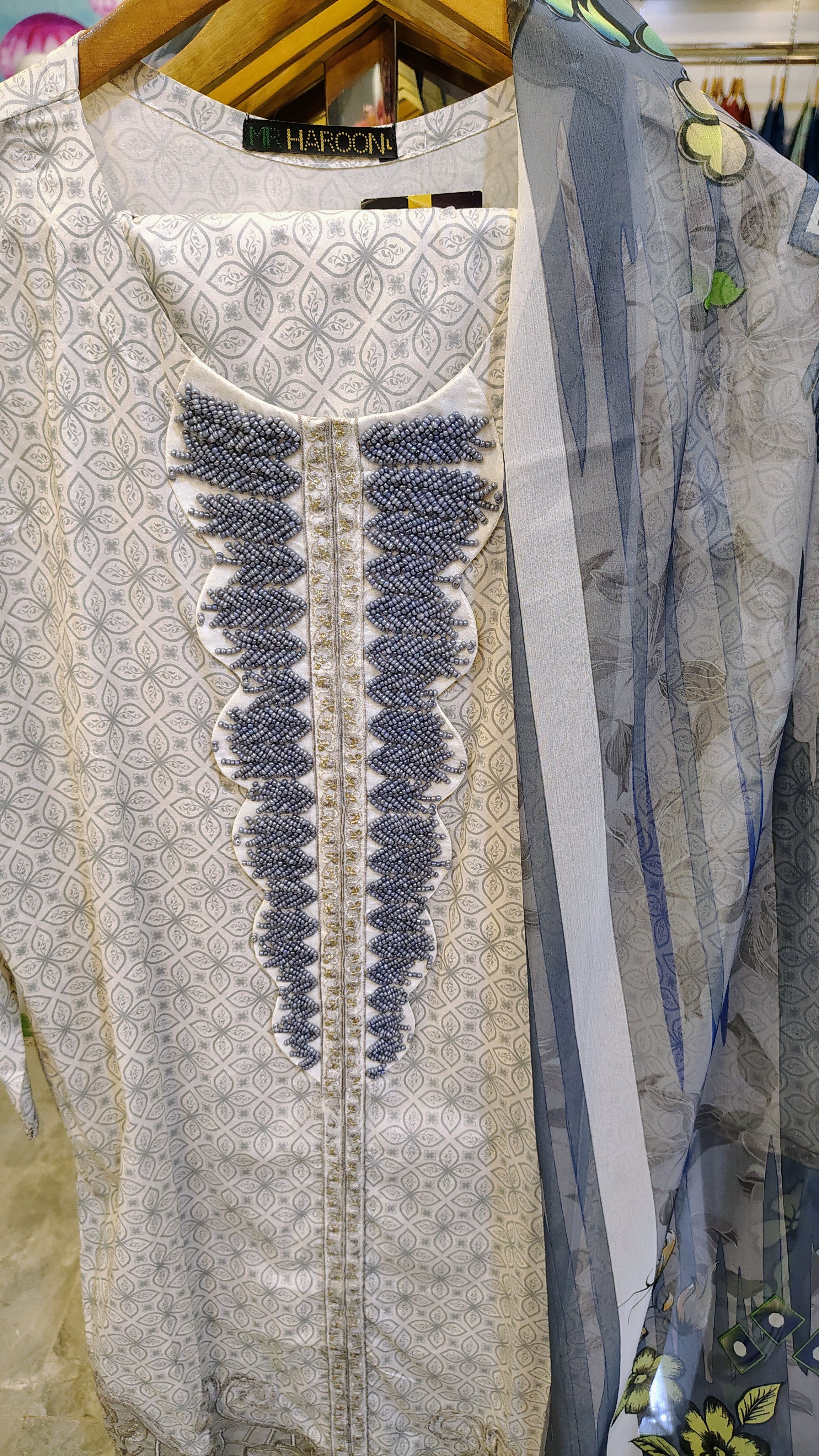 Elegant Grey Printed Lawn 3 Piece Suit