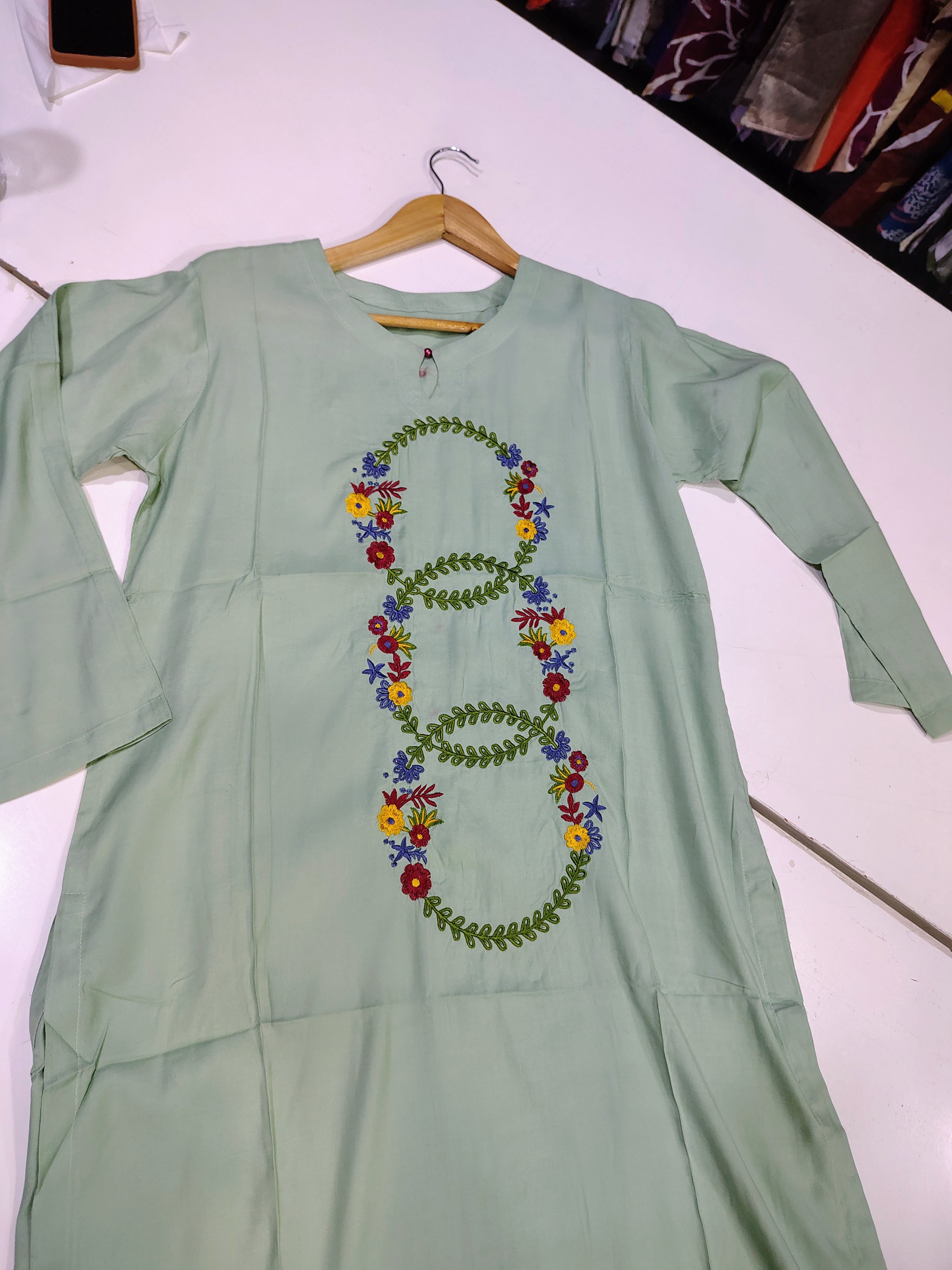 Elegant Embroidered Lawn Kurta