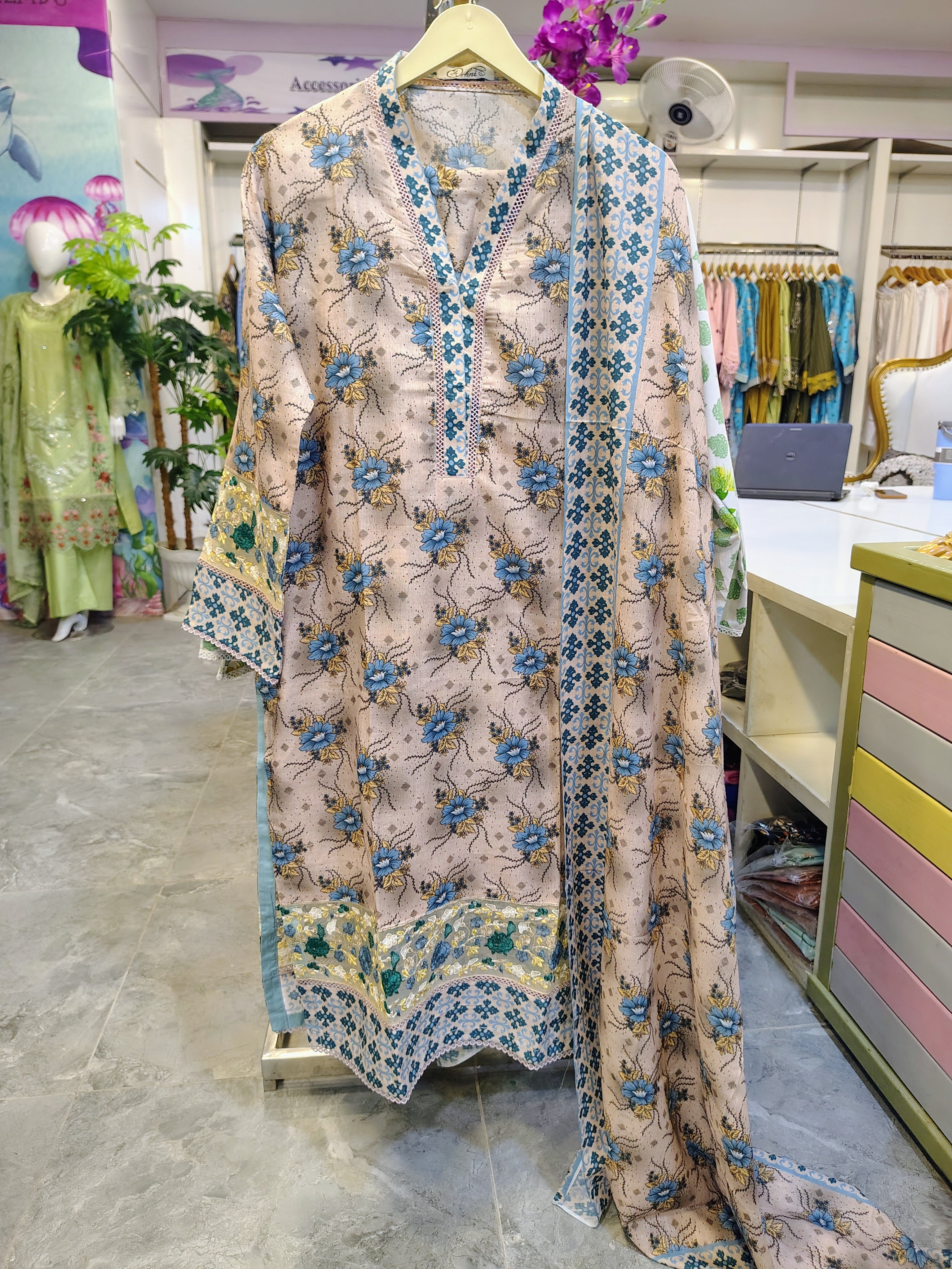 Elegant floral printed 3-piece lawn suit by Fashion Street, featuring intricate designs and vibrant colors.