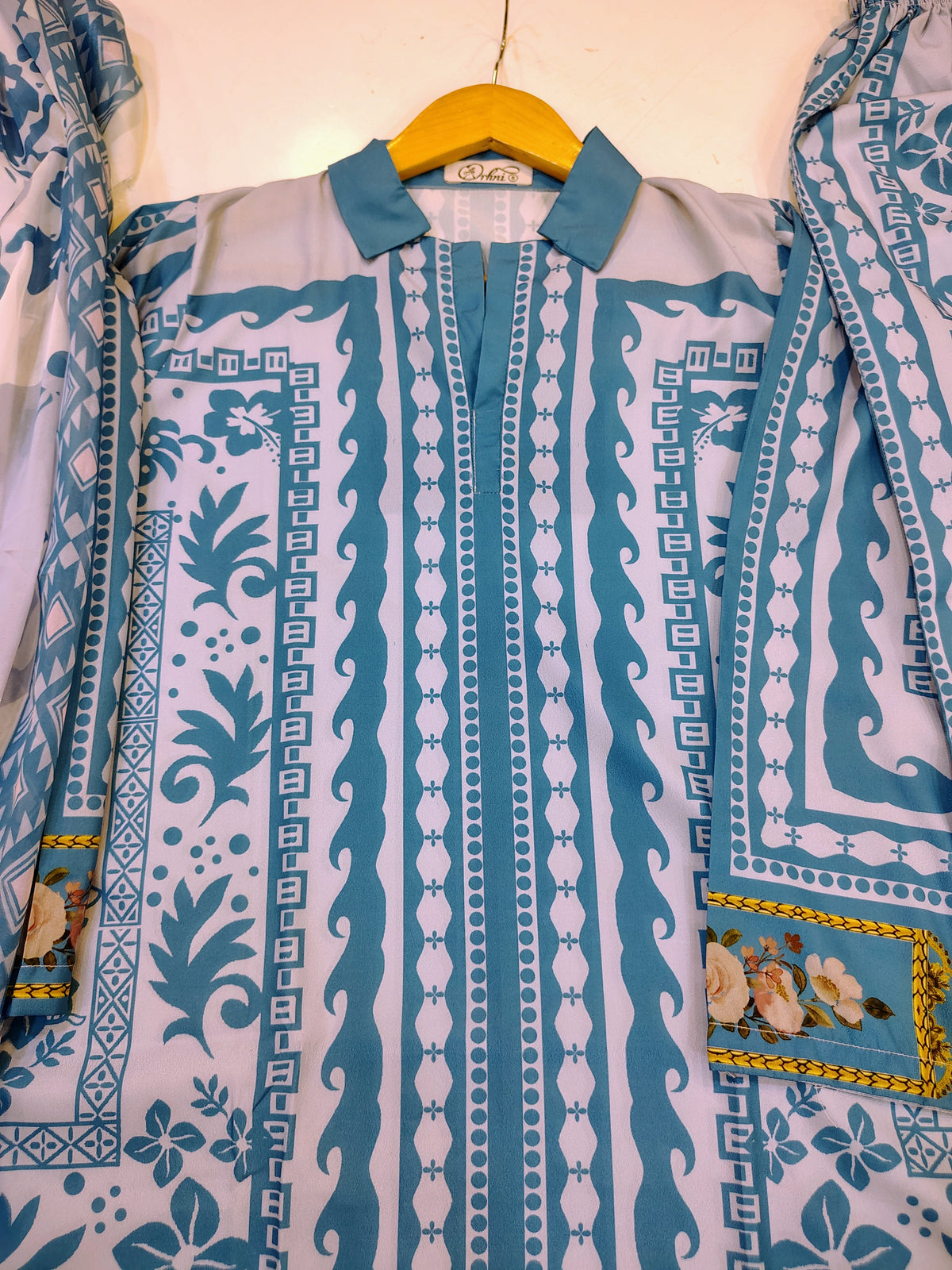 Stylish Sky Blue 3 Piece Grip Suit