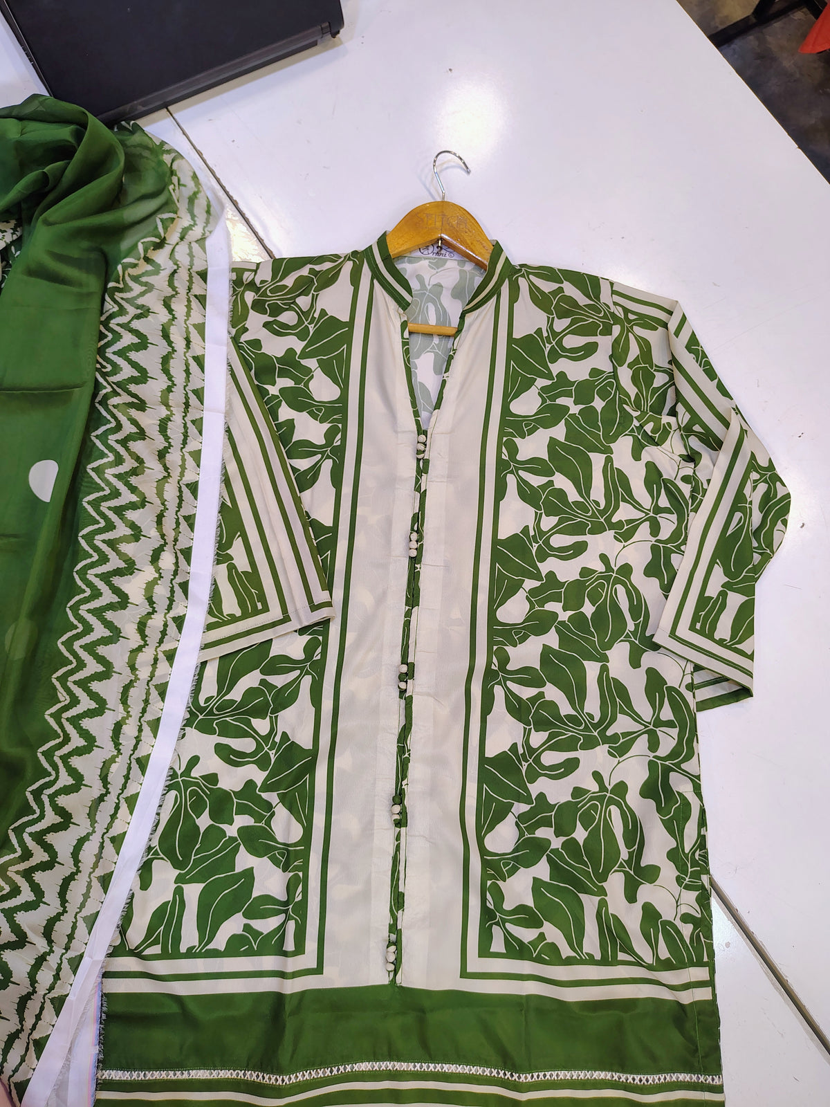 Stylish Green 3 Piece Grip Fabric Co-Ord Suit
