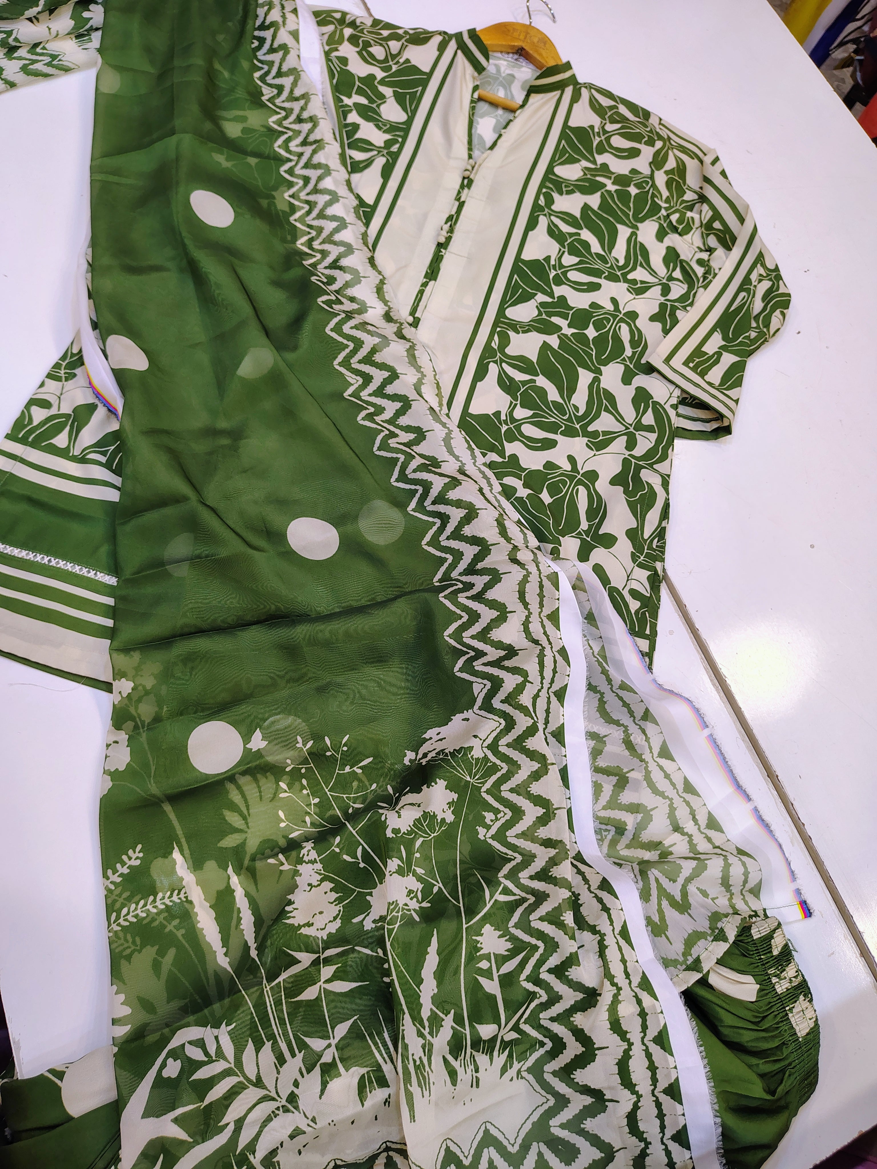 Stylish Green 3 Piece Grip Fabric Co-Ord Suit