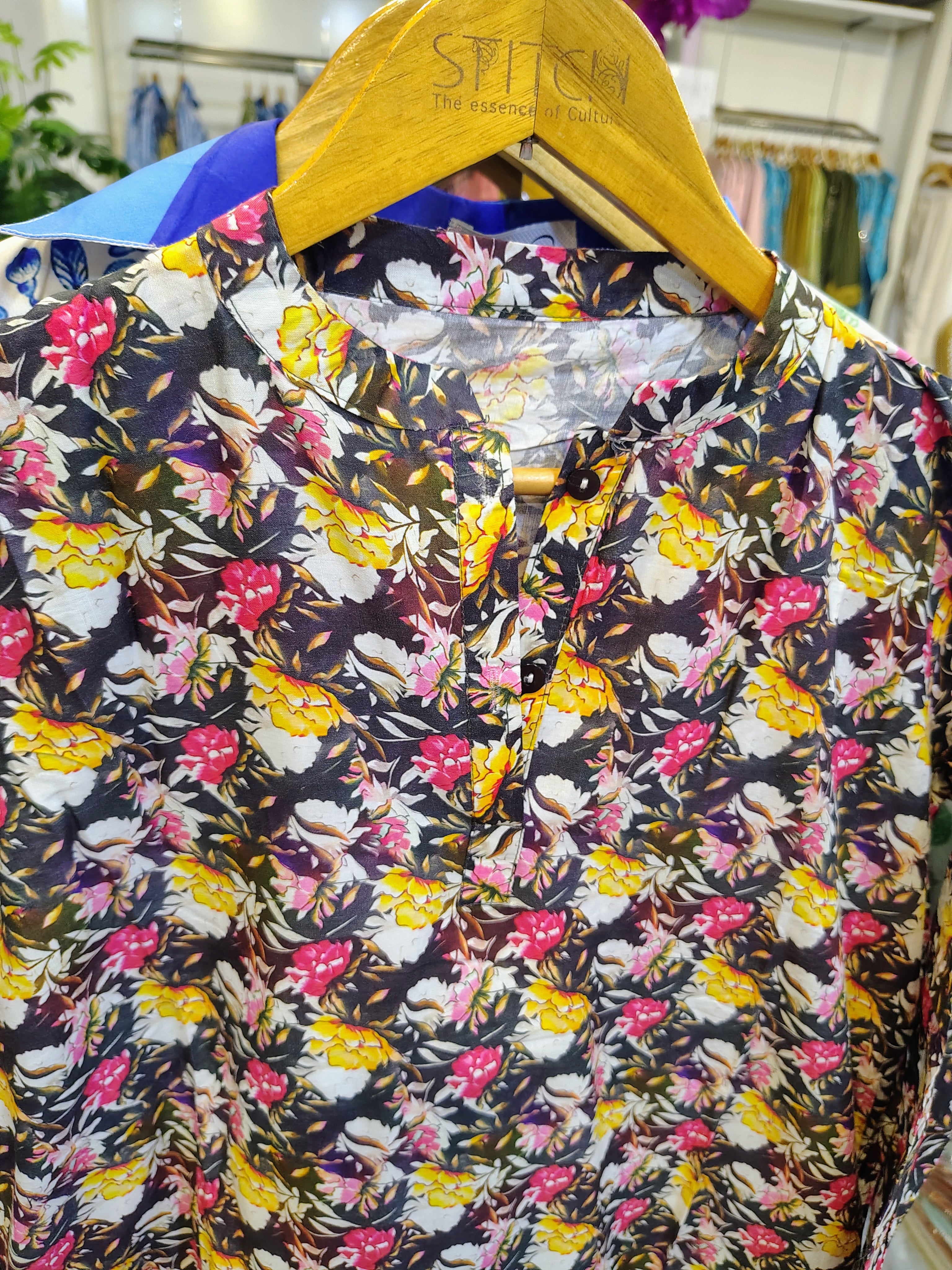Elegant floral printed 3-piece lawn suit with farshi shalwar by Fashion Street, featuring intricate design and vibrant colors.