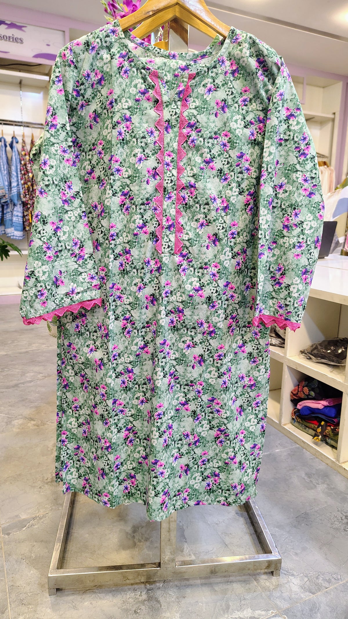 ✨ Timeless Printed Lawn Suit ✨