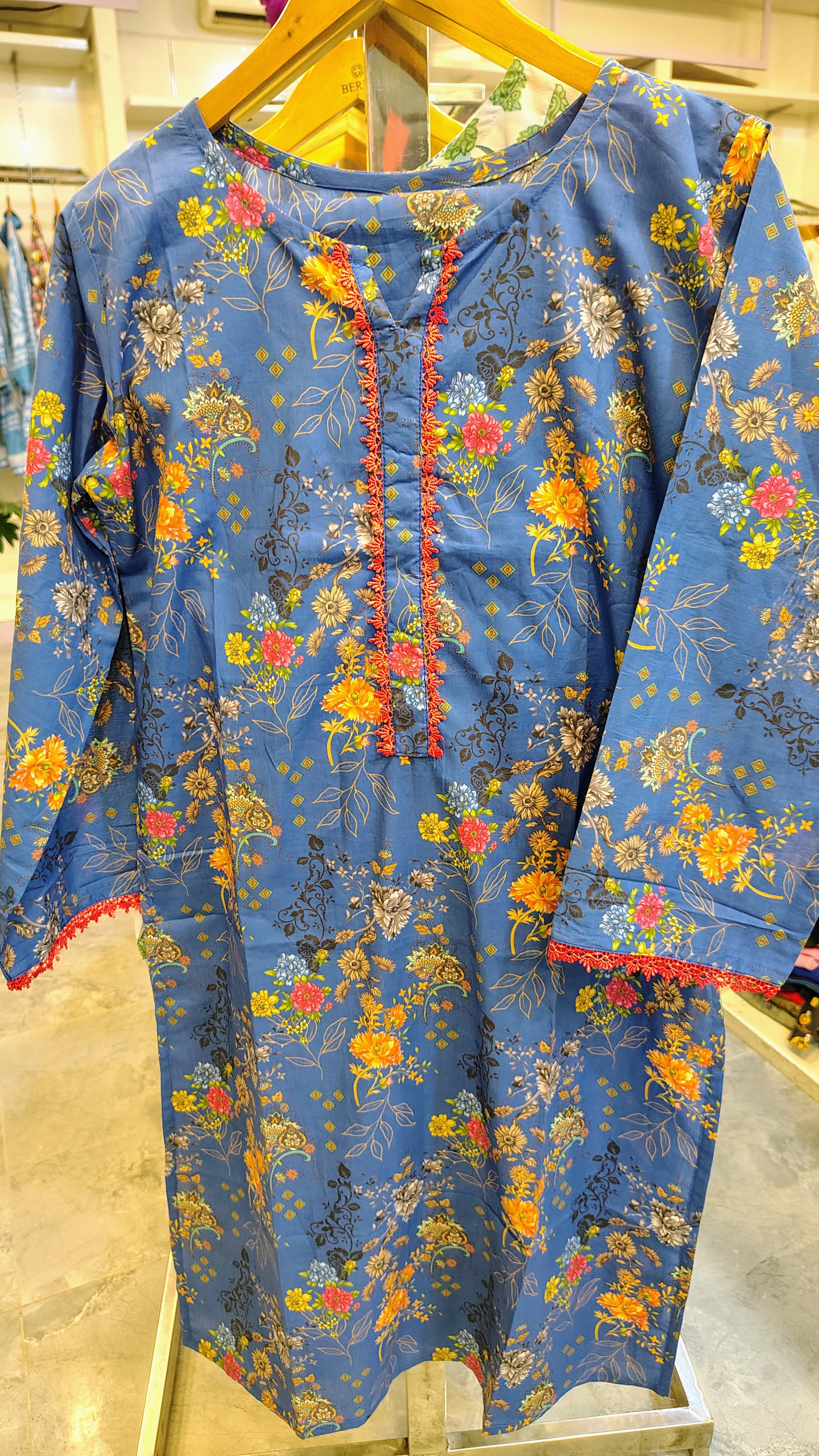 ✨ Elegant Blue Printed Lawn Suit