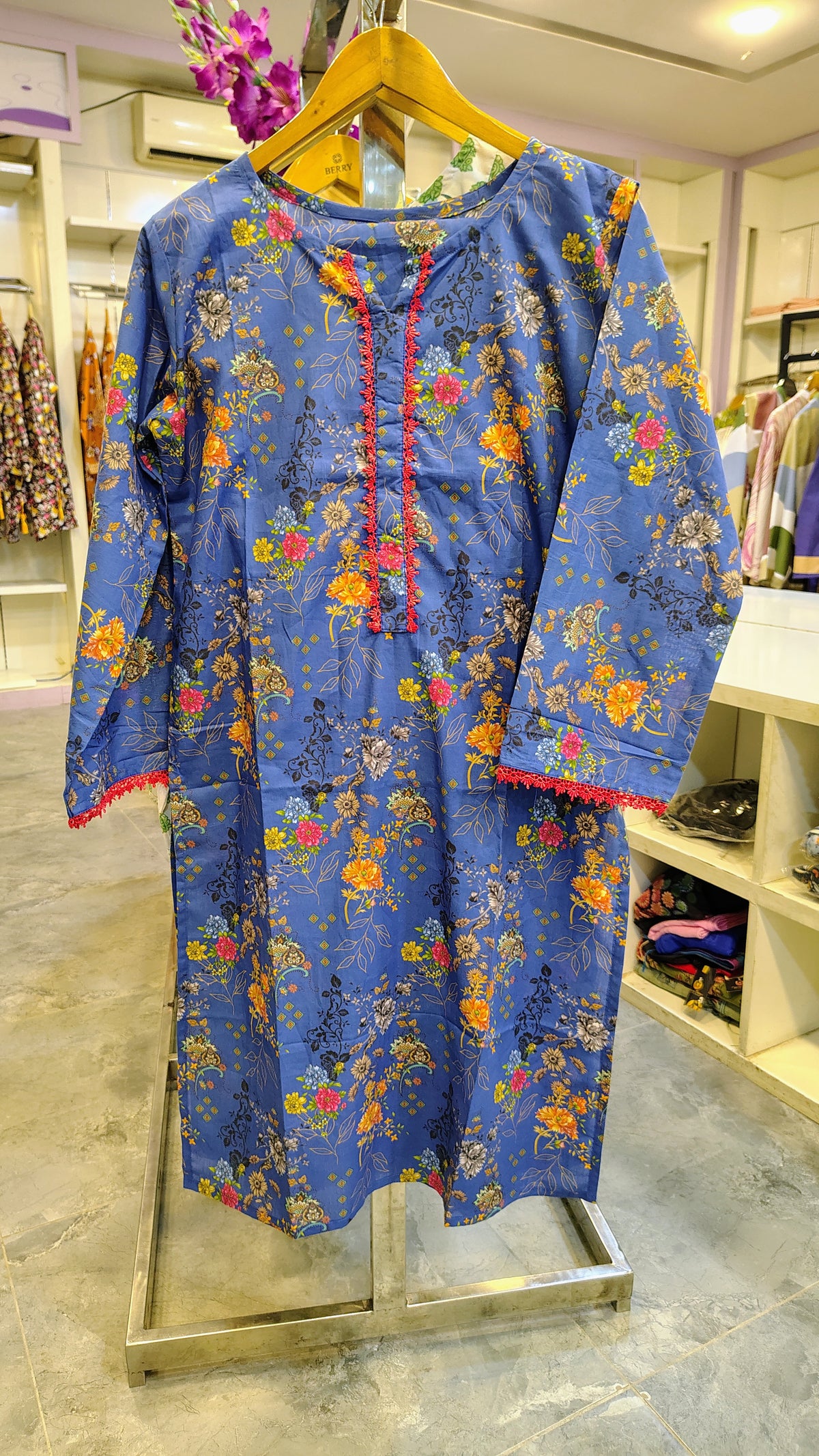 ✨ Elegant Blue Printed Lawn Suit