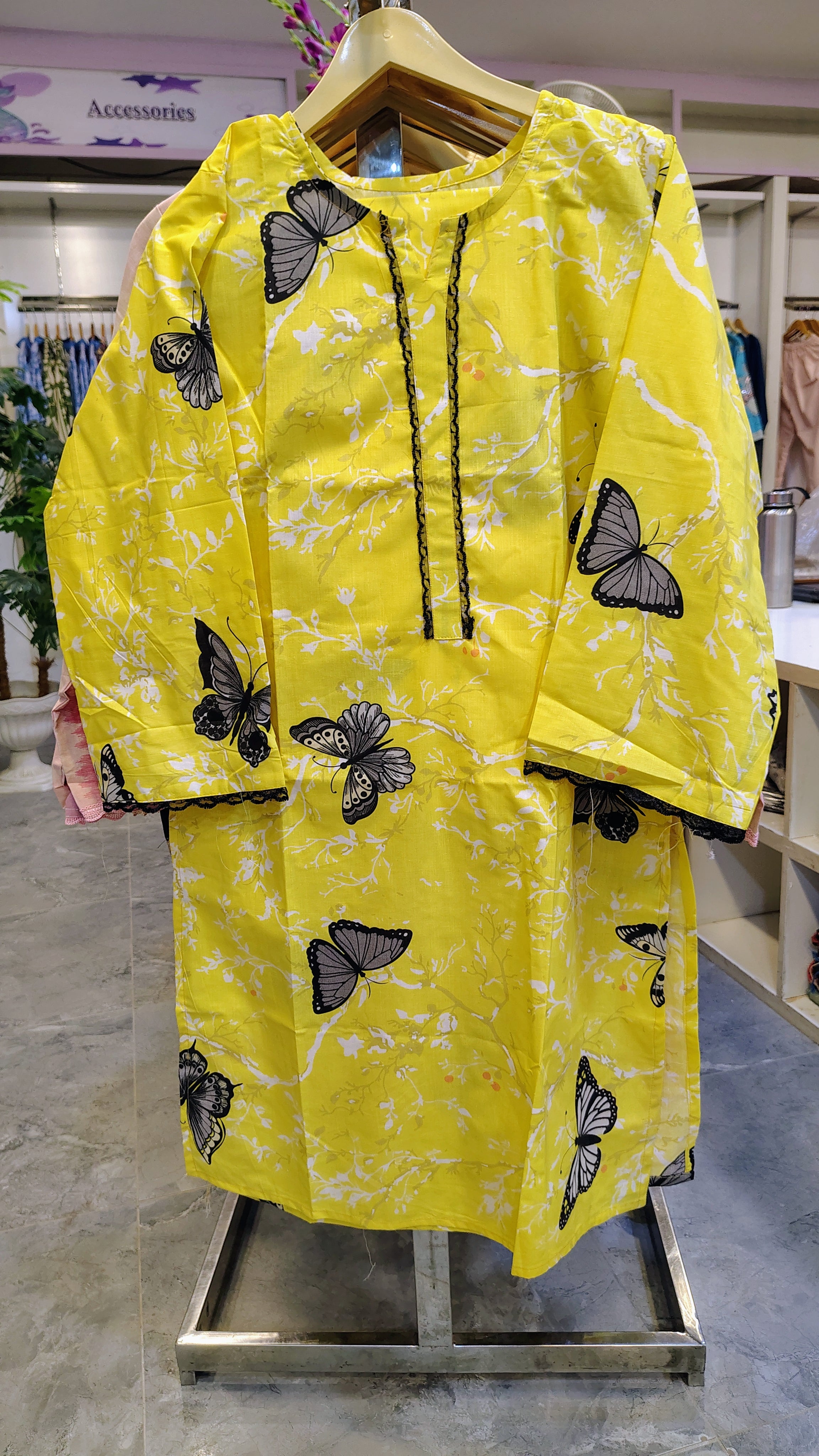 Sunshine Bloom Lawn Suit – Special Sale Offer 🌼