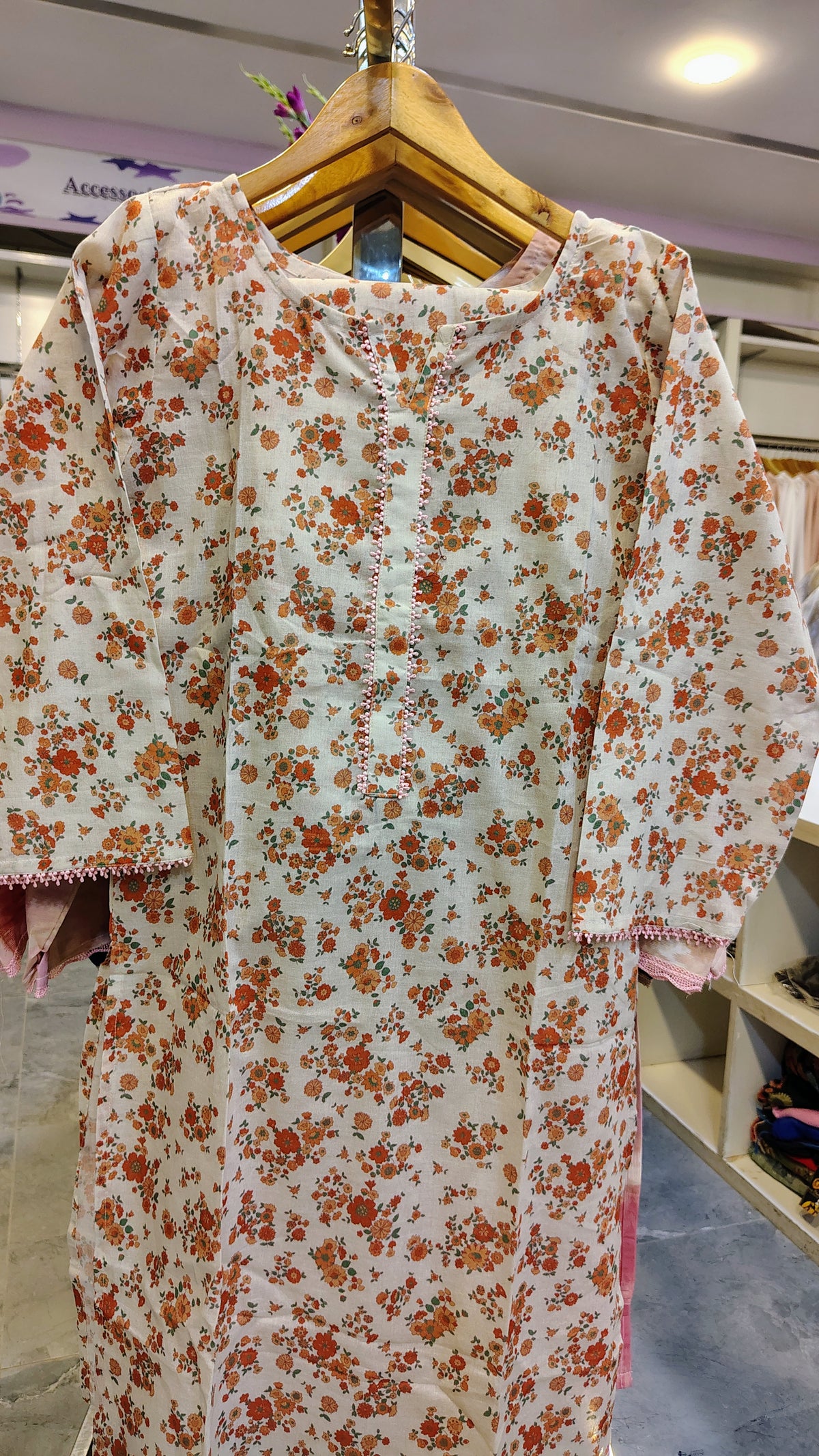 ✨ Vintage Floral Lawn Suit ✨